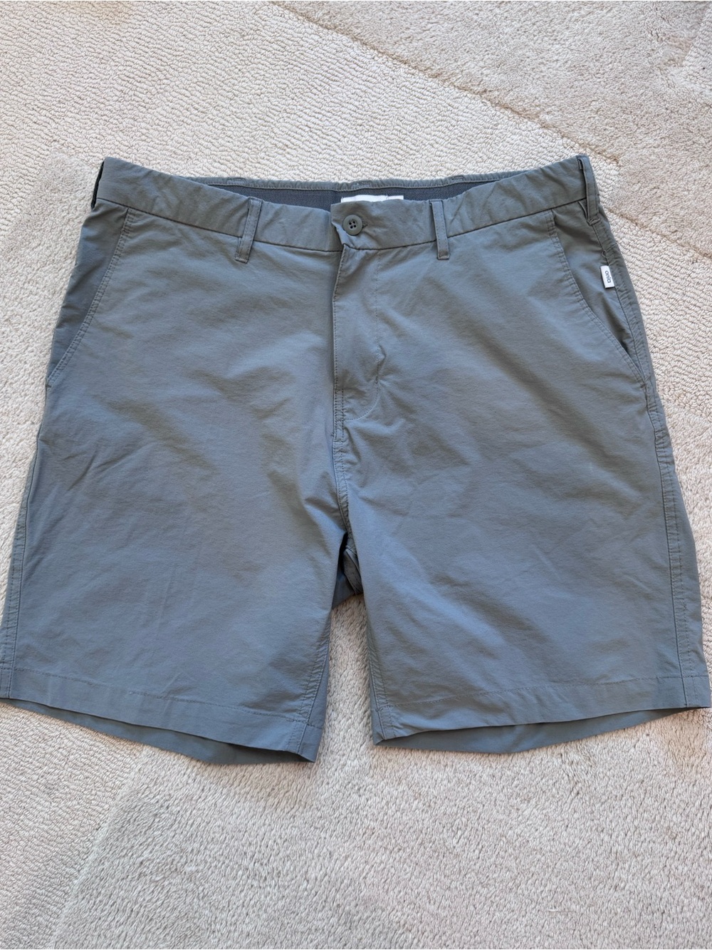 Men's Gray Onia Breathable Shorts size 32